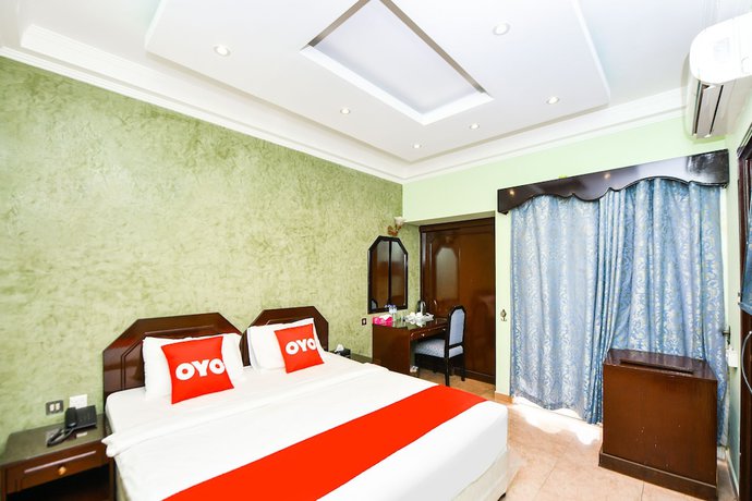 Imagen de la habitación del OYO 137 Marina Hotel. Foto 2
