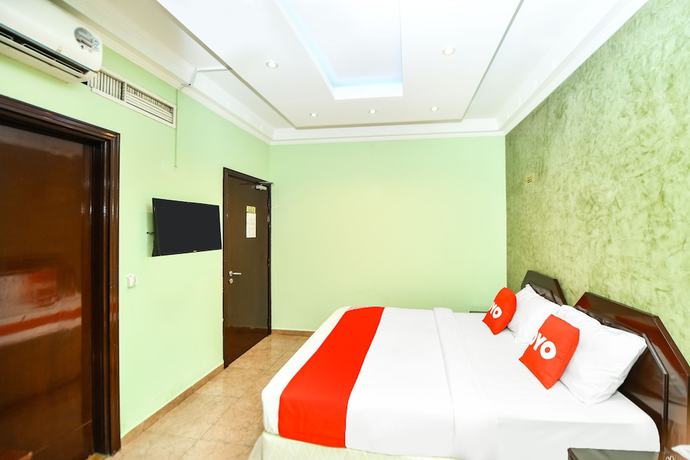Imagen de la habitación del OYO 137 Marina Hotel. Foto 4