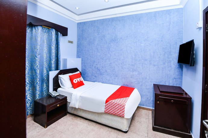 Imagen de la habitación del OYO 137 Marina Hotel. Foto 10