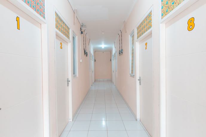 Imagen de los interiores del OYO 1841 Kathyrn Residence. Foto 13