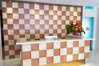 Imagen de los interiores del OYO 43968 Sh Hotel Pudu. Foto 14