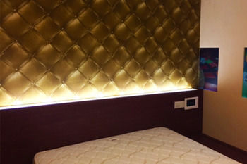 Imagen de la habitación del OYO 43968 Sh Hotel Pudu. Foto 5