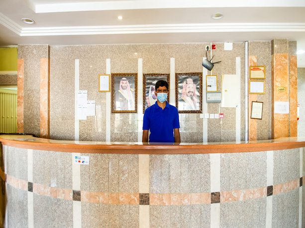 Imagen de los interiores del OYO 525 Rose Plaza1. Foto 18