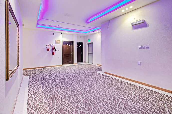 Imagen de los interiores del OYO 537 Dahtham Furnished Units. Foto 13