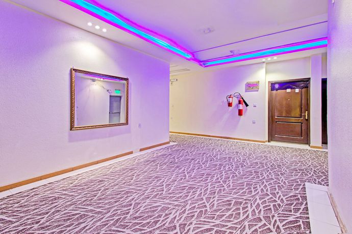 Imagen de los interiores del OYO 537 Dahtham Furnished Units. Foto 17