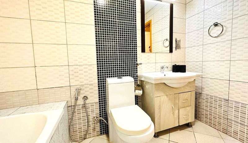 Imagen de la habitación del OYO Al Taj Rest House. Foto 2