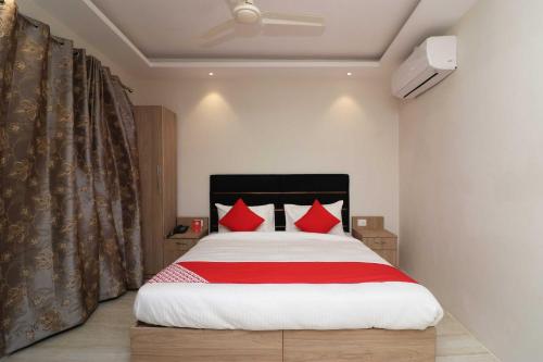Imagen de la habitación del OYO Flagship Easy Homes. Foto 18