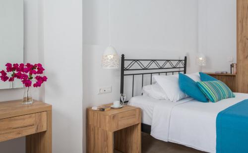 Imagen de la habitación del Oasis Beach Hotel. Foto 4