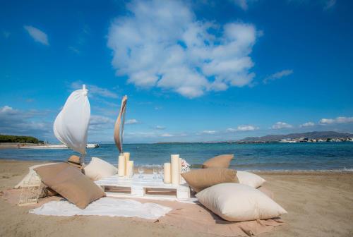 Imagen de la habitación del Oasis Beach Hotel. Foto 8