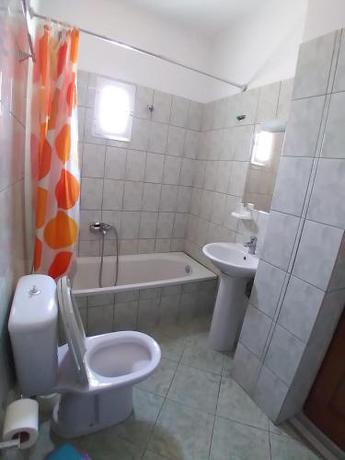 Imagen de la habitación del Oasis Hostel, Himar&euml;. Foto 16