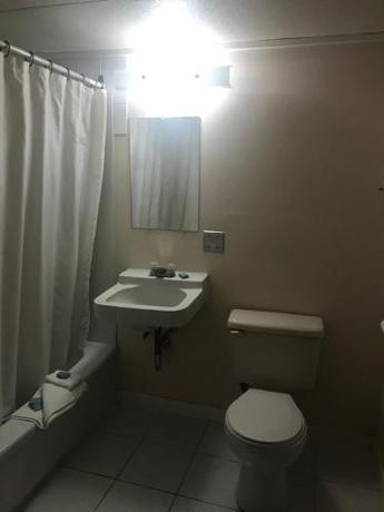 Imagen general del Oasis Hotel, Cache Creek. Foto 1