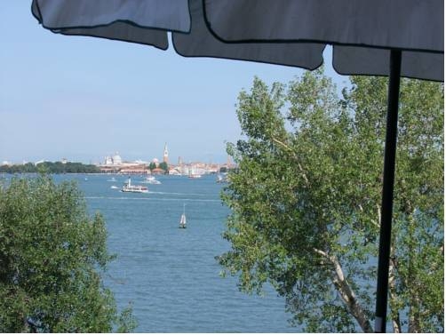 Imagen general del Oasis Lagoon. Foto 2