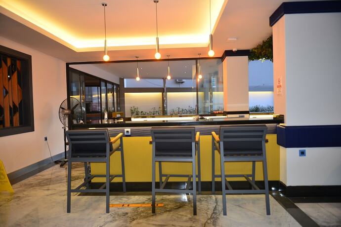 Imagen del bar/restaurante del Oasis Otel. Foto 16