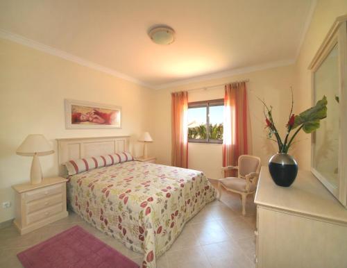 Imagen de la habitación del Oasis Parque Country Club. Foto 6