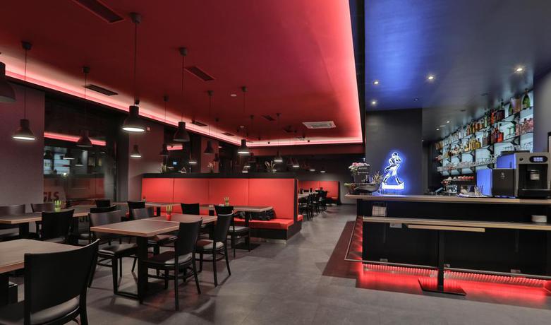 Imagen del bar/restaurante del Ocak Apartment And Hotel Berlin. Foto 5