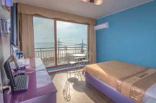 Imagen general del Ocean Beach Hotel. Foto 1