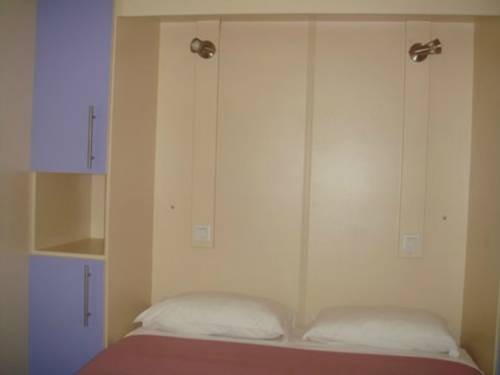 Imagen de la habitación del Odeceixe Bungalow-parque De Campismo Sao Miguel. Foto 2