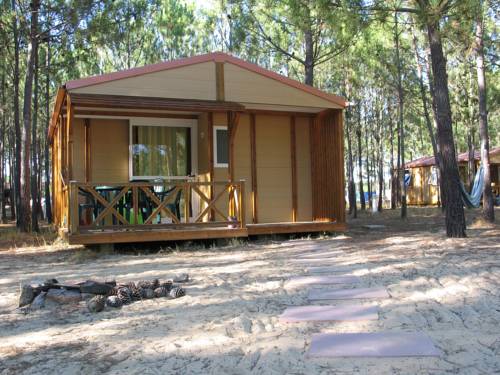 Imagen de la habitación del Odeceixe Bungalow-parque De Campismo Sao Miguel. Foto 4