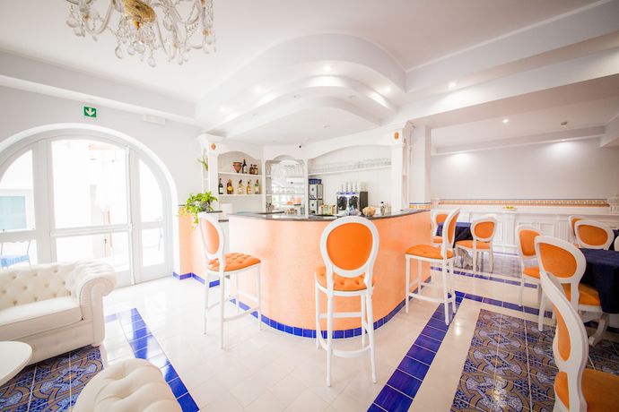 Imagen del bar/restaurante del Odysseus Hotel. Foto 4