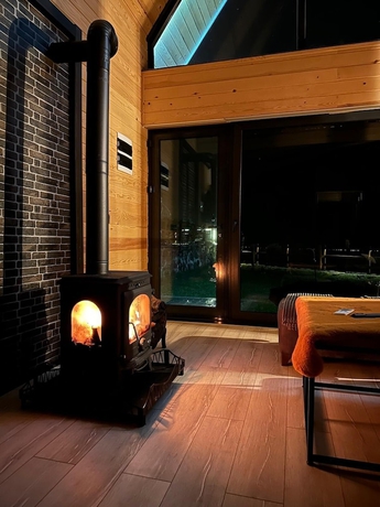 Imagen de la habitación del Of &Ccedil;amlık Bungalov. Foto 10