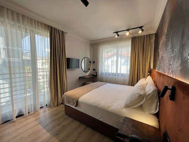 Imagen de la habitación del Oji Hotel. Foto 13