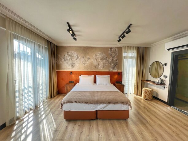 Imagen de la habitación del Oji Hotel. Foto 15