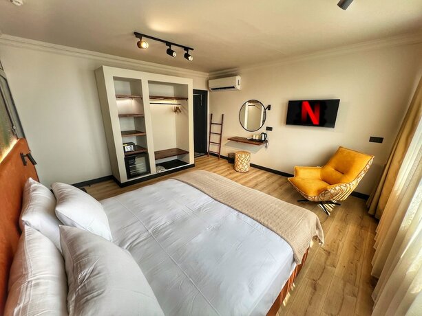 Imagen de la habitación del Oji Hotel. Foto 18