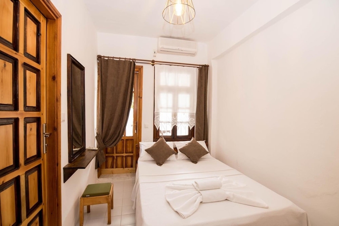 Imagen de la habitación del Old Kalamaki Pansiyon. Foto 4