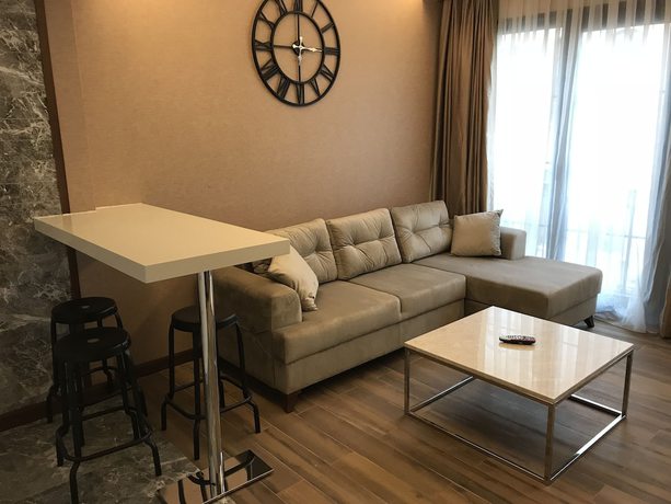 Imagen de la habitación del Old Port Hotel. Foto 13