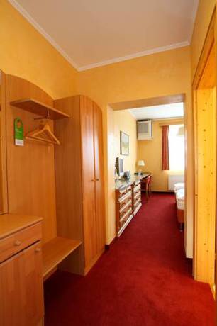 Imagen de la habitación del Oldtimer Motorhotel Guntramsdorf. Foto 5