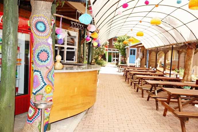 Imagen del bar/restaurante del Olimpos Salinas Wooden Houses. Foto 3