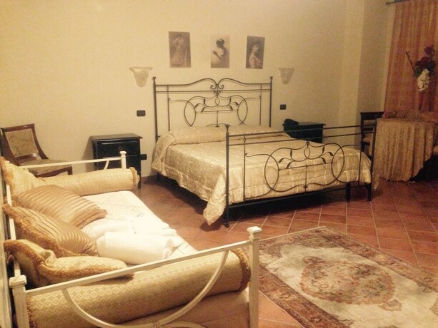 Imagen de la habitación del Olimpus. Foto 7