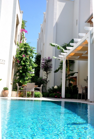 Imagen de los exteriores del Olivias Group Hotel. Foto 10