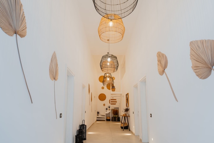 Imagen de los interiores del Oliving Mykonos Luxury Suites. Foto 15