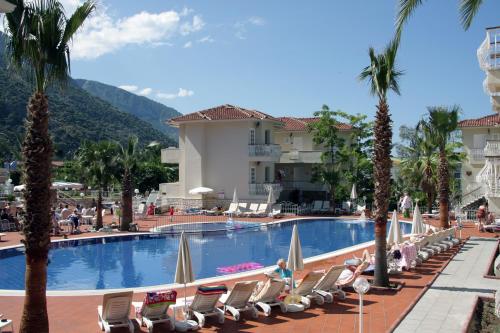 Imagen general del Oludeniz Blue Lagoon Beach Hotel. Foto 2