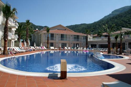 Imagen general del Oludeniz Blue Lagoon Beach Hotel. Foto 6
