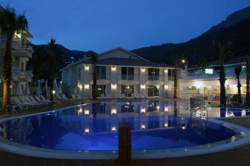 Imagen general del Oludeniz Blue Lagoon Beach Hotel. Foto 7