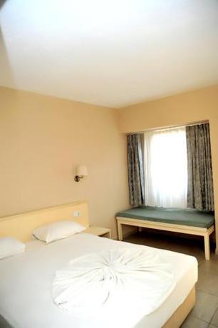 Imagen general del Oludeniz Blue Lagoon Beach Hotel. Foto 17