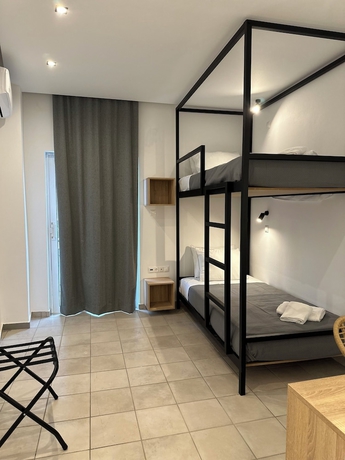 Imagen de la habitación del Olympian Altis Hotel. Foto 5