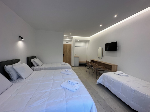 Imagen de la habitación del Olympian Altis Hotel. Foto 13
