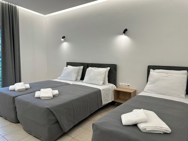 Imagen de la habitación del Olympian Altis Hotel. Foto 15