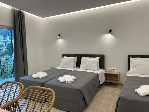 Imagen de la habitación del Olympian Altis Hotel. Foto 16