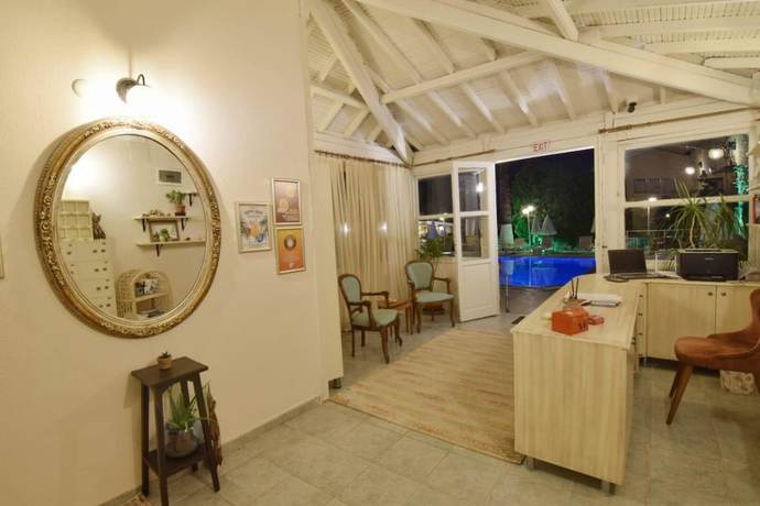 Imagen de los interiores del Olympos Hotel - Adults Only. Foto 16