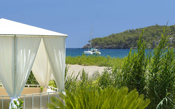 Imagen de los exteriores del Olympos Lodge. Foto 11