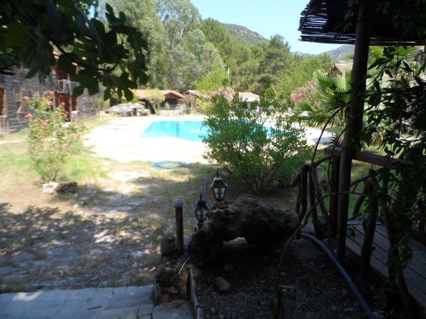 Imagen de la piscina del Olympos Park. Foto 16