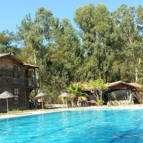 Imagen de la piscina del Olympos Park. Foto 17