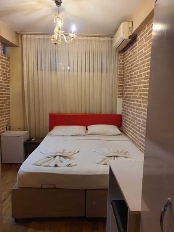 Imagen de la habitación del Omar Sultan Suites. Foto 1
