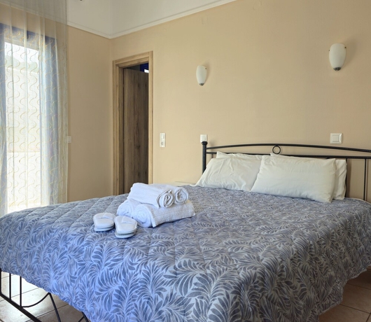 Imagen de la habitación del Omega Rooms Anaxos. Foto 2