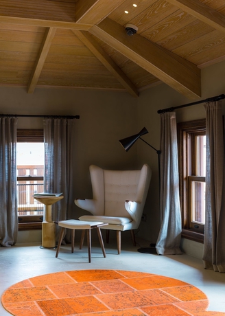 Imagen de la habitación del Omm Inn. Foto 13