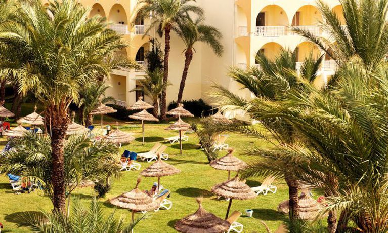 Imagen general del One Resort Jockey. Foto 4